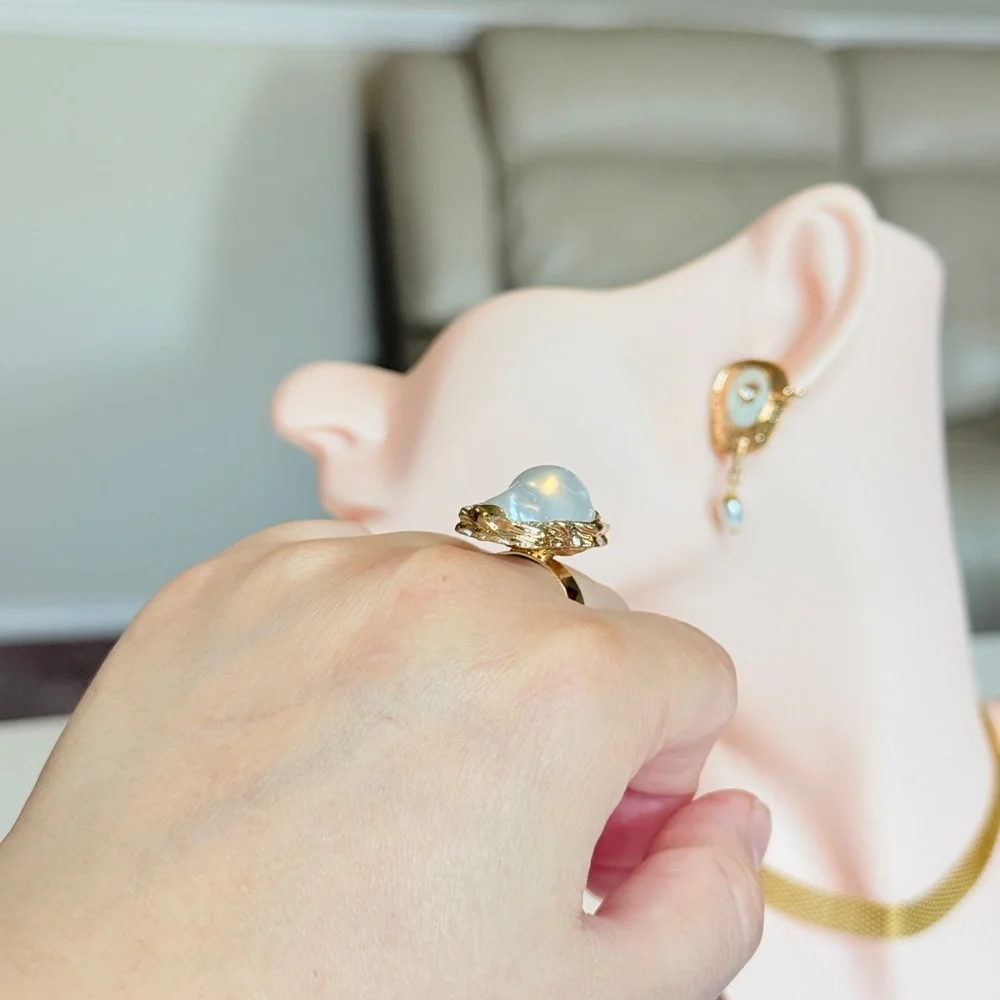 Gold Ring with White Baroque Pearl